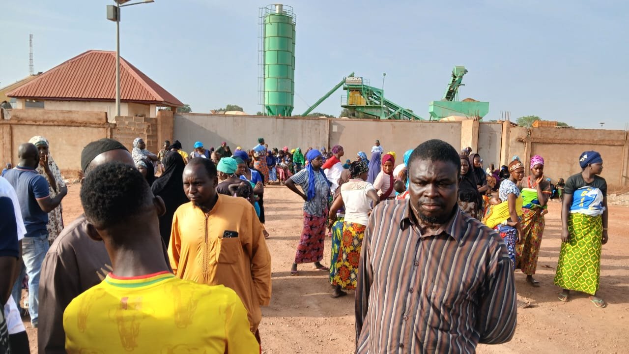 Kankan : à sanfina, des habitants manifestent contre l’installation de conteneurs dans un marigot
