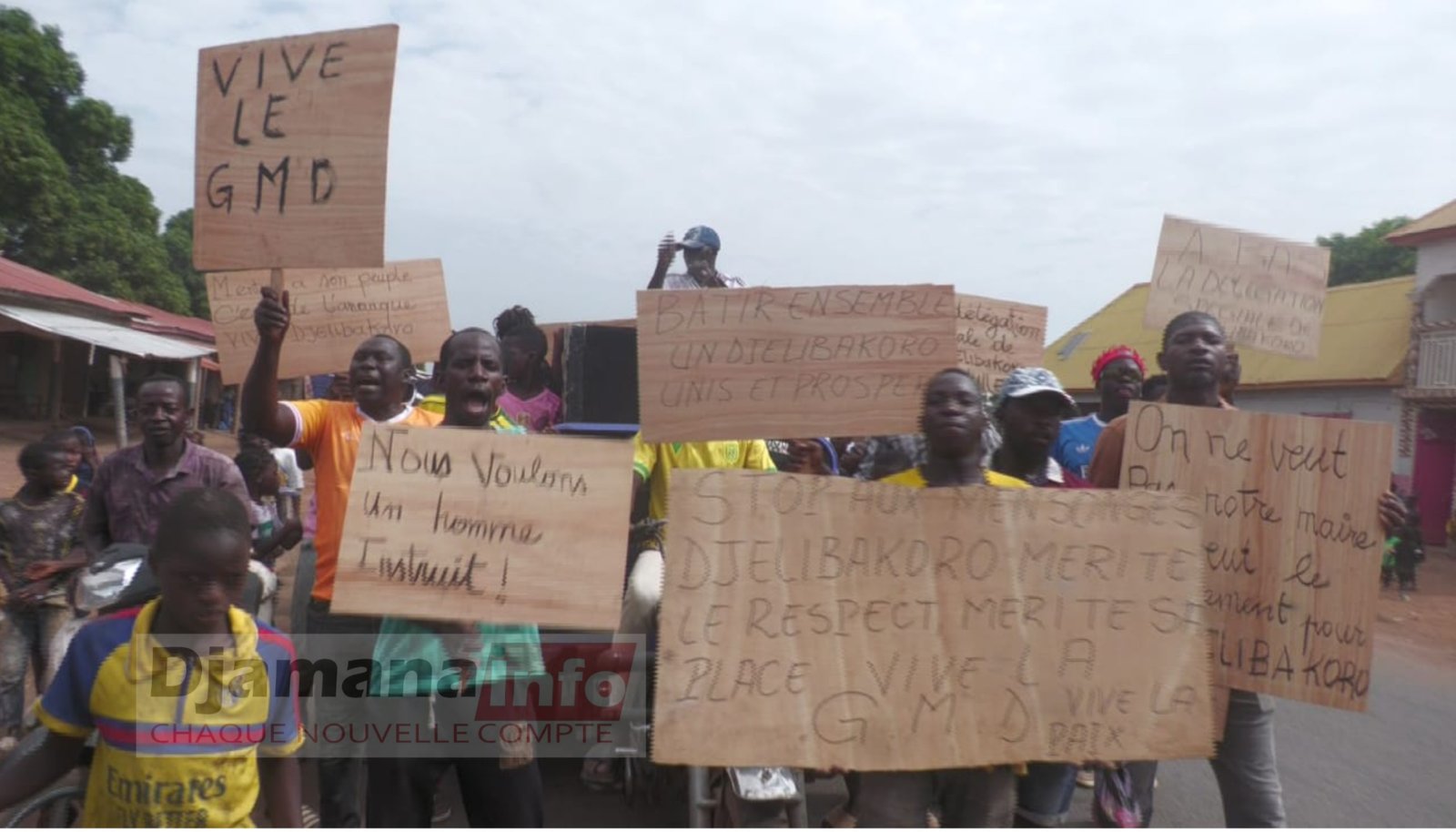 Kankan : à djelibakôrô, des jeunes s’opposent à la reconduction d’un responsable communal