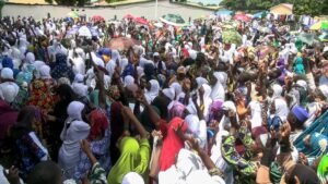 Achoura à diankana (kankan) : karamo solo prie pour mamadi doumbouya et appelle à la paix, à l'unité et au vivre-ensemble en guinée