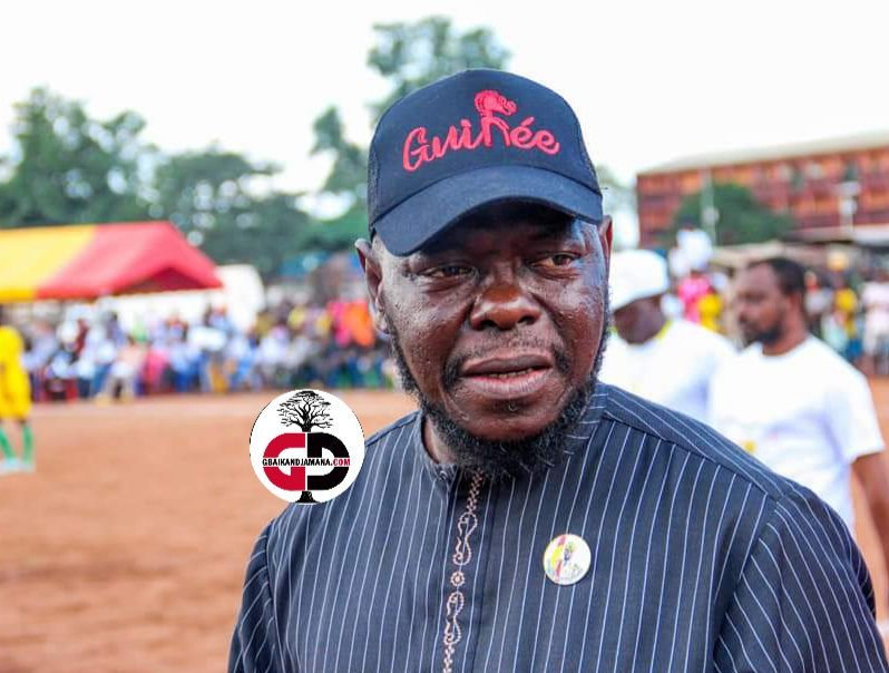 Kankan : Les artistes dont Fodé Kouyaté, invitent la jeunesse à soutenir le Général Mamadi Doumbouya. 1 Kankan : Les artistes dont Fodé Kouyaté, invitent la jeunesse à soutenir le Général Mamadi Doumbouya.