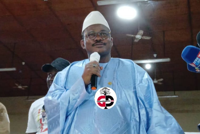 Dr Dansa Kourouma à la population de Kankan « Dieu vous a donné le pouvoir, il faut soutenir votre fils Général Mamadi Doumbouya » 1 Dr Dansa Kourouma à la population de Kankan « Dieu vous a donné le pouvoir, il faut soutenir votre fils Général Mamadi Doumbouya »