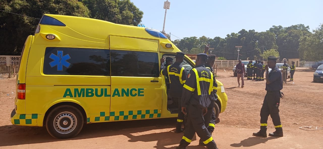 Kankan : Enfin, une nouvelle ambulance pour l'unité de la protection civile de la ville. 1 Kankan : Enfin, une nouvelle ambulance pour l'unité de la protection civile de la ville.