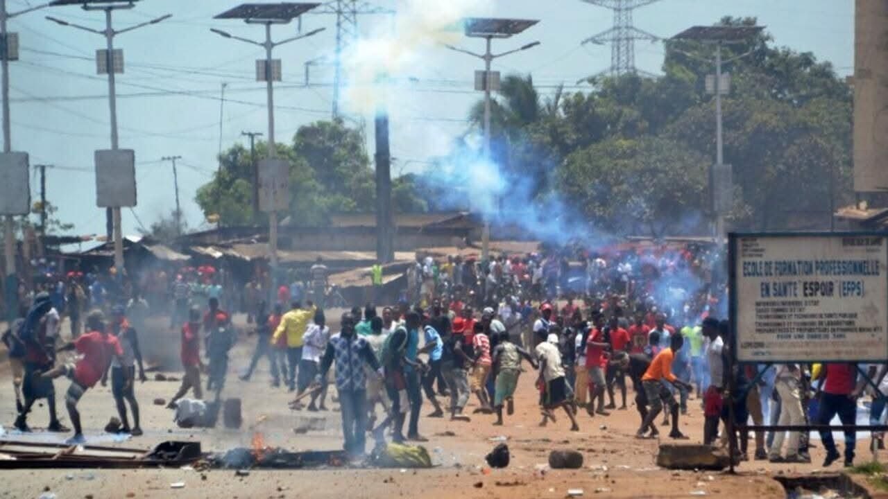 Conakry : TROIS JEUNES TUÉS PAR BALLES LORS DE LA MANIFESTATION DU 6 JANVIER (DÉCLARATION DES FVG) 1 Conakry : TROIS JEUNES TUÉS PAR BALLES LORS DE LA MANIFESTATION DU 6 JANVIER (DÉCLARATION DES FVG)