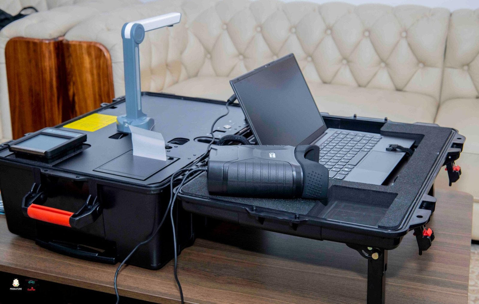 Guinée : L’arrivée des kits biométriques marque une avancée majeure dans l’enrôlement électoral 1 Guinée : L’arrivée des kits biométriques marque une avancée majeure dans l’enrôlement électoral