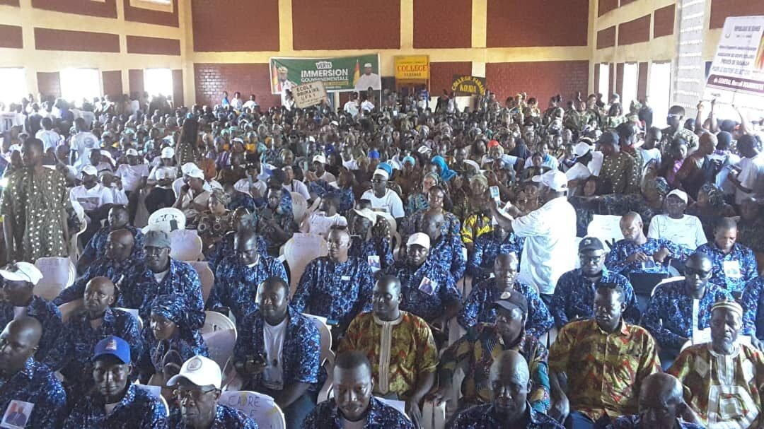 Faranah : les enseignants affichent leur soutien au Général Mamadi Doumbouya 1 Faranah : les enseignants affichent leur soutien au Général Mamadi Doumbouya
