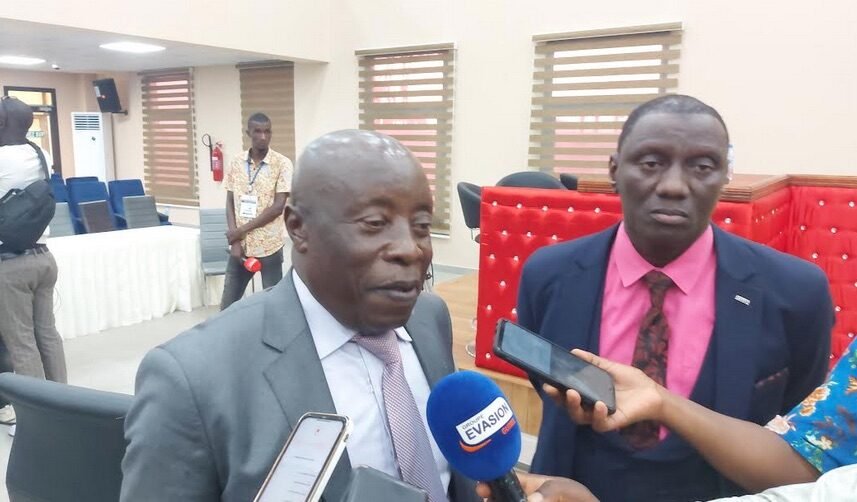 Me Yomba Kourouma : « Charles Wright a trahi la magistrature, il doit rendre des comptes » 1 Me Yomba Kourouma : « Charles Wright a trahi la magistrature, il doit rendre des comptes »