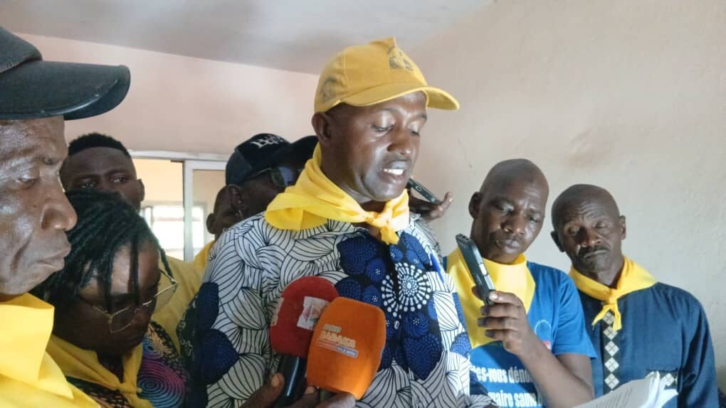 RPG Arc-en-ciel : la jeunesse de la Haute-Guinée exige un Congrès pour sauver le parti 1 RPG Arc-en-ciel : la jeunesse de la Haute-Guinée exige un Congrès pour sauver le parti