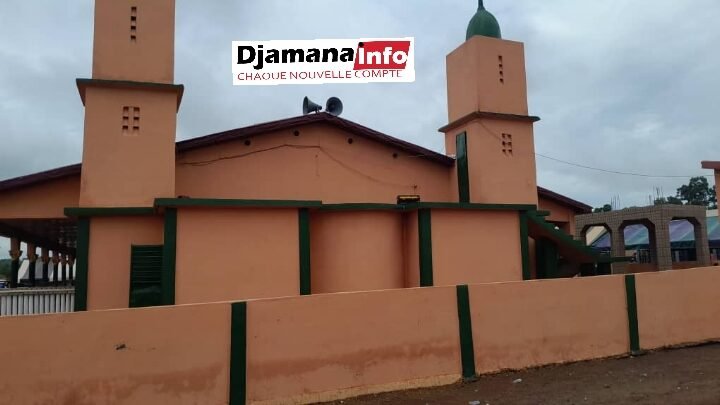 Siguiri : Une nouvelle mosquée inaugurée à Séké Bida, dans la sous-préfecture de Doko 1 Siguiri : Une nouvelle mosquée inaugurée à Séké Bida, dans la sous-préfecture de Doko