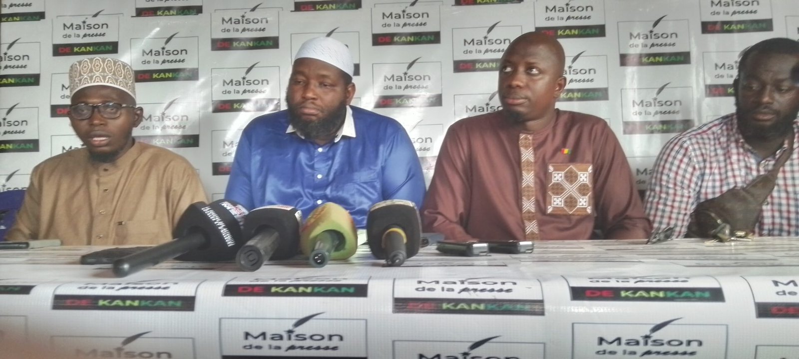 Kankan : La Coordination des Associations Islamiques organise la 5e édition du SENAIK sous le thème du respect des femmes 1 Kankan : La Coordination des Associations Islamiques organise la 5e édition du SENAIK sous le thème du respect des femmes