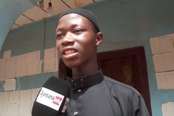 Mohamed Condé, premier au BEPC (Franco-arabe) à Kankan : « Je veux devenir prédicateur islamique » 1 Mohamed Condé, premier au BEPC (Franco-arabe) à Kankan : « Je veux devenir prédicateur islamique »